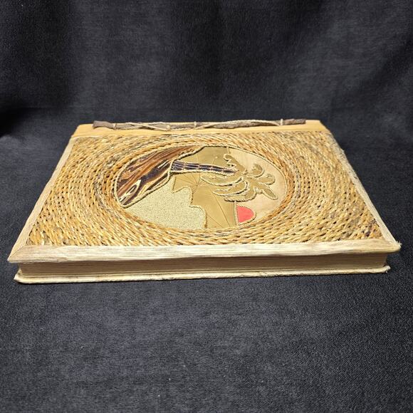Handmade Island Wood & Leaf Photo Album Scrapbook - Picture 9 of 14